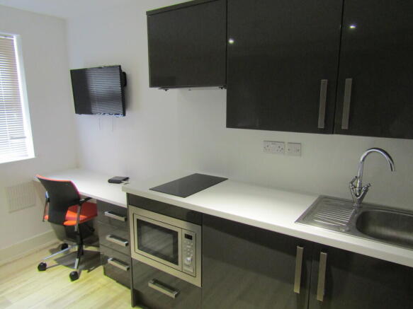 Photo 3