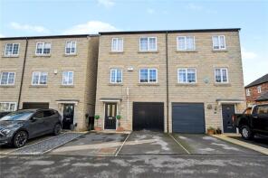 15, Pugneys Avenue, Crigglestone, Wakefield WF4 3FT