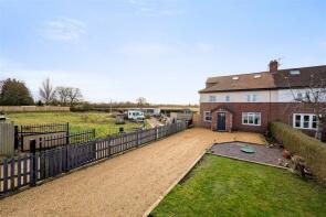Lynfield, Golborne Lane, Knutsford WA16 0RD