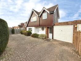 Falconwood, Maple Drive, Crowthorne RG45 6SG