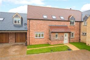 4, Hinton Close, Buckingham MK18 2GL