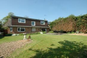 1, Birds Hill Road, Towcester NN12 8NF