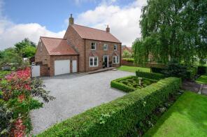 Court Field House, Aldwark Village, York YO61 1UB