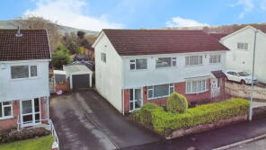 8, Wynter Court, Treboeth, Swansea SA5 7DS