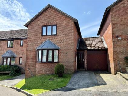 Bampton Avenue, Chard, Somerset, TA20