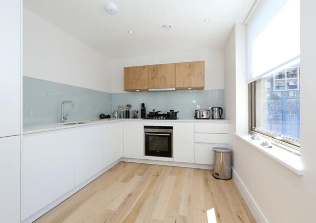 Kitchen (Main)