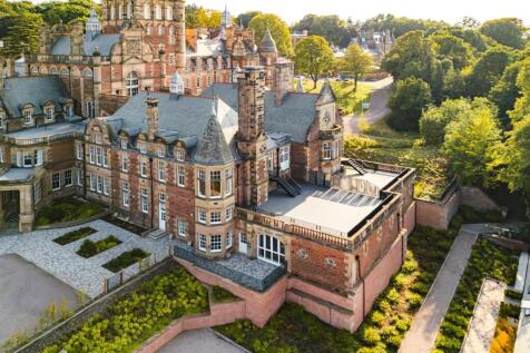 Sassoon Grove, Craiglockhart, Edinburgh