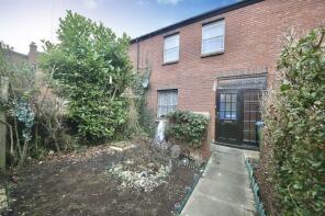 23, Parkway, Erith DA18 4HG
