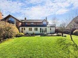 2, The Copse, Walnut Bank Drive, Teddington, Tewkesbury GL20 8WB