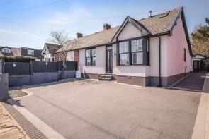 3, Wilmar Drive, Salendine Nook, Huddersfield HD3 3XQ