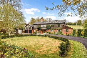 Barn House, West Street, Waterlooville PO7 4SN