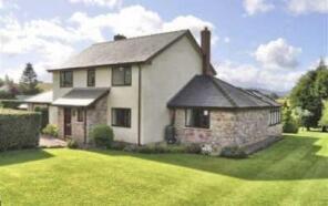 Min Y Mynydd, School House Junction To Tyddyn Isaf Junction, Holywell CH8 8JG