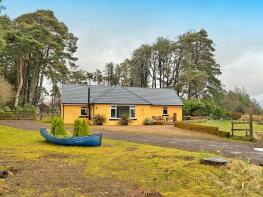 Clan Cottage, Moss Moidart Road, Acharacle PH36 4JY