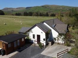 Llys Wennol, Tafolwern, Llanbrynmair SY19 7DS