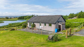 2 Lochview Cottages, Mellon Charles, Aultbea - Ormiscaig - Mellon Charles, Aultbea IV22 2JL