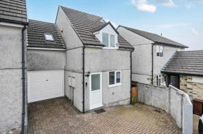 19, Cowling Gardens, Liskeard PL14 3QJ