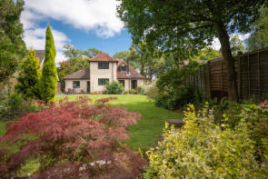 Brambletye, Horsham Road, Dorking RH5 5RL