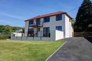 Delfryn, C2068 From Four Roads To Crwbin, Crwbin, Kidwelly SA17 5DP