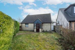 Corner Bungalow, The Ridings, Witney OX29 8EB