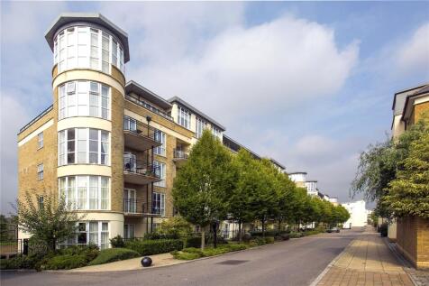 Melliss Avenue, Kew, Richmond, Surrey, TW9