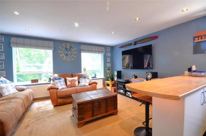 Lounge/Kitchen