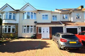 51, Vista Drive, Ilford IG4 5JF