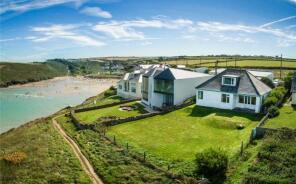 Polmargh, Road From B3276 To Caerwen, Porthcothan, Padstow PL28 8LR