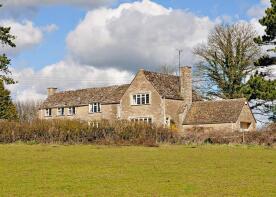 Windmill Cottage, 400893 Church Farm To Pound Cottage Duntisbourne Abbots, Cirencester GL7 7JN