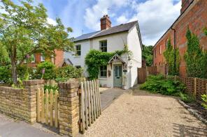 8 Rowan Cottage, Winkfield Row, Bracknell RG42 6NE