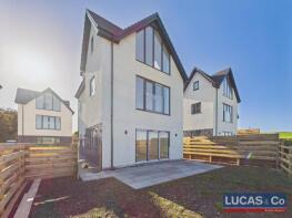 Clevedon, Trearddur Road, Trearddur Bay, Holyhead LL65 2UE