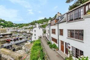 Waters Edge, The Warren, Looe PL13 2RD