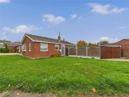 19, Greenfield Drive, Colchester CO6 1AA