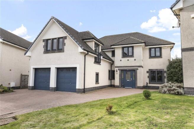 6 Burnbrae Avenue 1