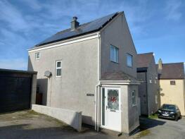 42, Caeau Gleision, Rhiwlas LL57 4UA