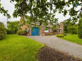 Braeside, Rasen Road, Walesby, Market Rasen LN8 3UW