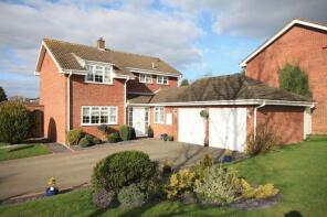 2, Whites Meadow, Stafford ST18 9JB