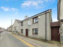 Glasfryn, High Street, Brynsiencyn, Llanfairpwllgwyngyll LL61 6UB