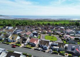 58, Danygraig Avenue, Newton, Porthcawl CF36 5AE