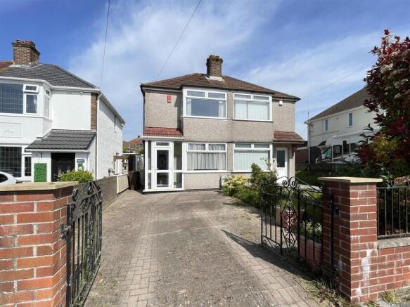 Fletemoor Road 107 - Front.jpg