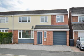 2, Fernihough Avenue, Evesham WR11 7XS