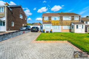 9, St David's Drive, Caerphilly CF83 8RG