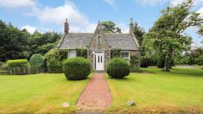 North Lodge Skene House, B9126 U102c East Of Nether Terryvale To Pu112 Greystone Road, Dunecht, Westhill AB32 7BR