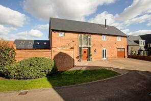 Hastings House, Ryebridge Lane, Upper Froyle, Alton GU34 4JZ
