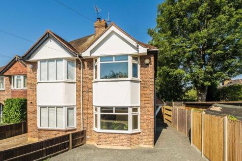 Heathlands Close, Sunbury-On-Thames