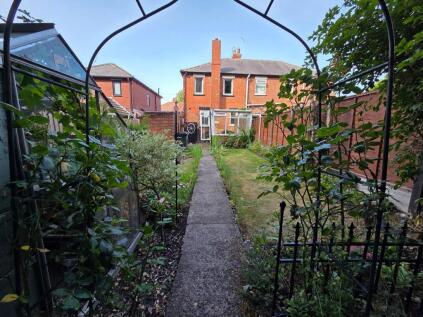 Jack Close Orchard, Royston, S71