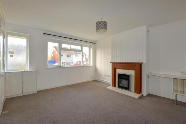 Living Room 2.jpg