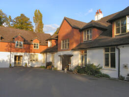 Flat 4, Staplefield Court, Brantridge Lane, Haywards Heath RH17 6EN