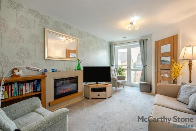 8677809-interior20.jpg