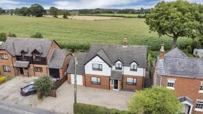 Hobnob House, Maesbury Road Junction To Woolston Bank, Maesbury Marsh, Oswestry SY10 8JH