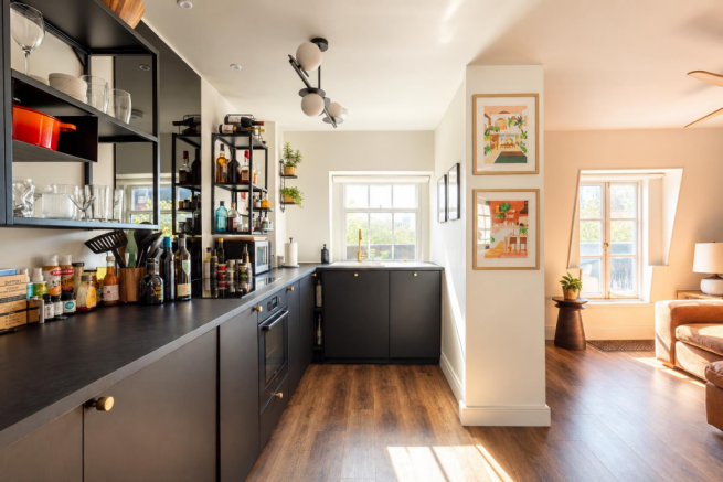 Kitchen 2.png